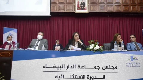 جماعة الدارالبيضاء تخصص 17 مليون درهم لكراء سيارات المجلس والمعارضة تستنكر