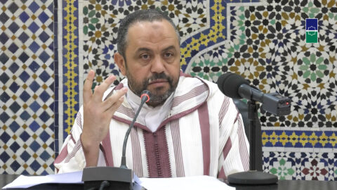 عزل خطيب مسجد في القنيطرة بعد انتقاده سهرة لمغني الراب “طوطو”