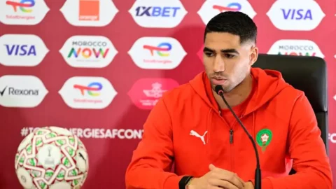 حكيمي: لدينا أفضل مدرب للفوز بكأس إفريقيا للأمم