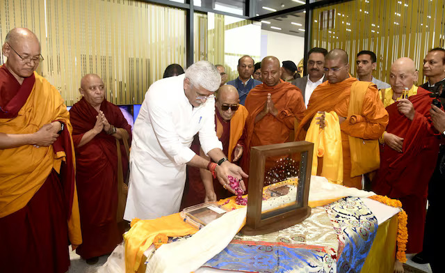 مجوهرات مرتبطة ببوذا تعرض في نيودلهي للمرة الأولى منذ اكتشافها