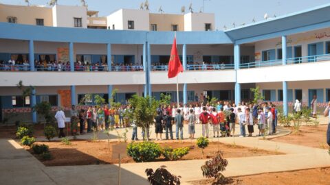 المدرسة المغربية في المرتبة 83 و73% من التلاميذ ضعاف الأداء.. خبير يفكك أسباب التراجع