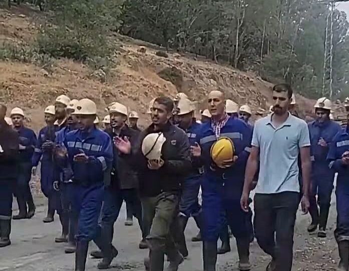 فاجعة منجم جبل عوام.. مطالب بفتح تحقيق وترتيب المسؤوليات بعد مصرع ثلاثة عمال