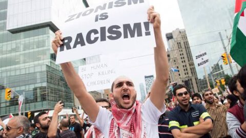 حزب بريطاني يصنف الصهيونية “من أشكال العنصرية” ويدعو لإقامة دولة فلسطنية “من البحر إلى النهر”