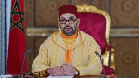 الملك يعزي في وفاة أمير الكويت