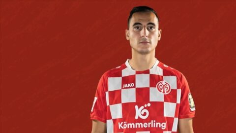 لاعب مغربي يفقد فريقه بسبب غزة