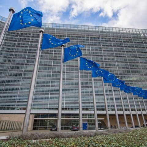 350 مسؤولا أوروبيا سابقا يدعون لتعليق اتفاقية الشراكة مع الاحتلال الإسرائيلي