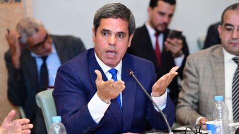 تبديد الأموال يجرد برلمانيا من مقعده
