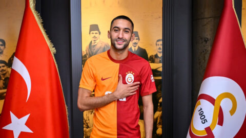 حكيم زياش يغيب عن الملاعب بسبب الإصابة