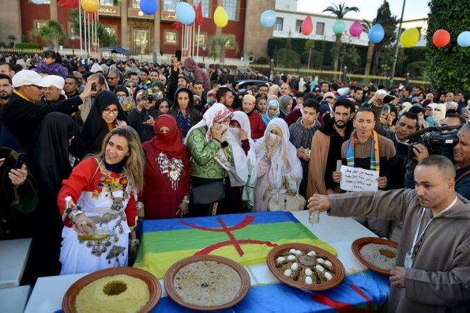 حقوقيون ينتقدون “غياب رؤية استراتيجية” لتنزيل الطابع الرسمي للأمازيغية