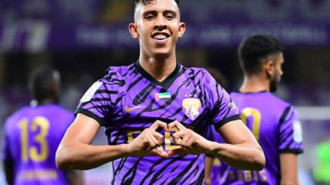 مدرب العين الإماراتي يوضح بخصوص إصابة سفيان رحيمي