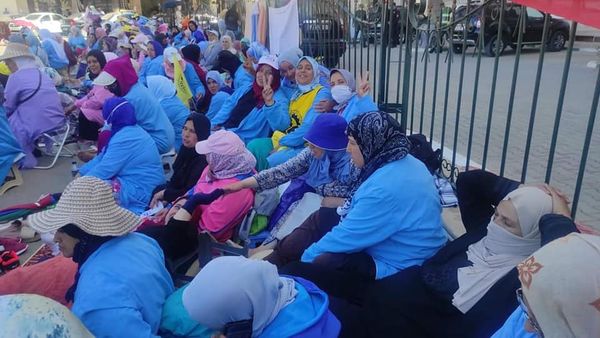 التحرش بالعاملات الزراعيات يجر ابن يحيى إلى المساءلة بالبرلمان