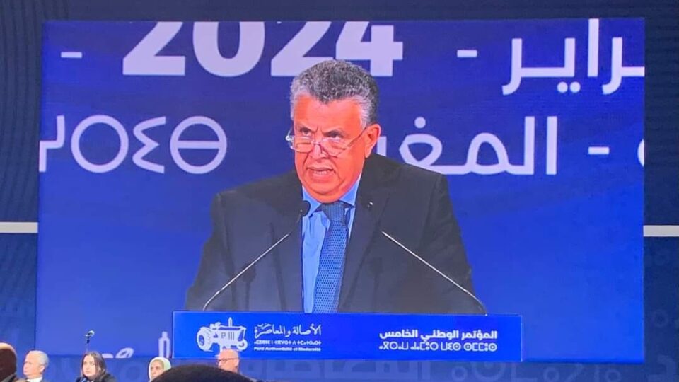وهبي: غياب النقاش الفكري أضر بالحكومة أكثر من الزلزال والجفاف والحرب الروسية
