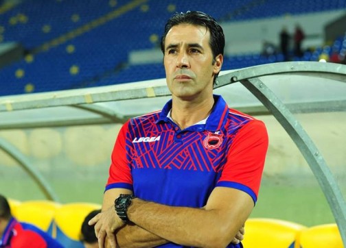 الاتحاد البحريني يتعاقد رسميا مع هشام الدميعي