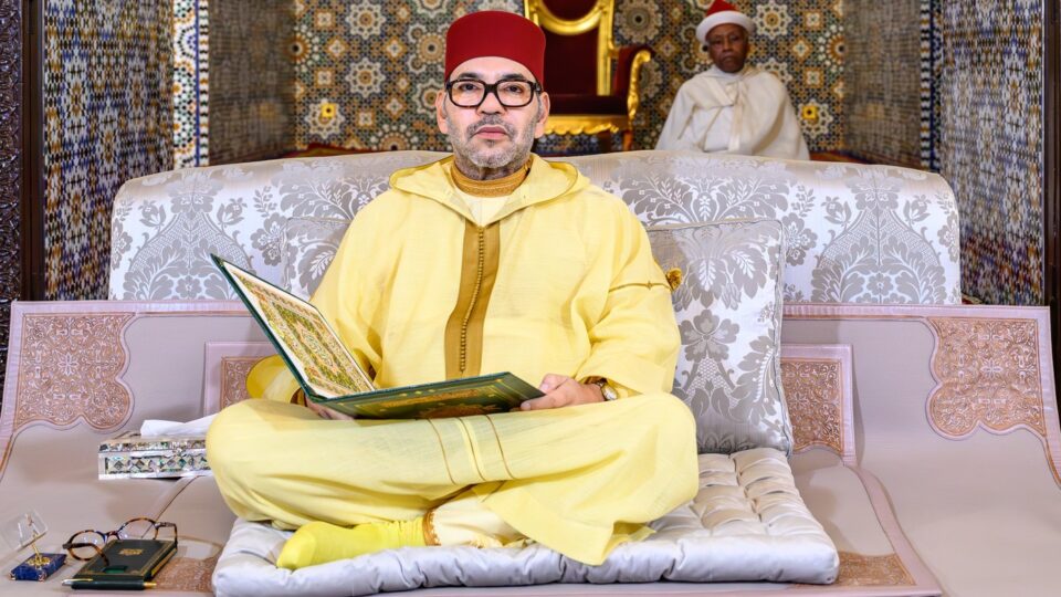 الملك يهيب بالمغاربة عدم إقامة شعيرة ذبح أضحية العيد هذه السنة