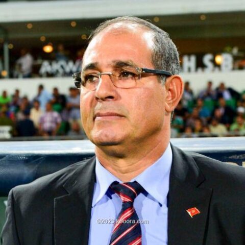 بادو الزاكي ضمن قائمة المرشحين لقيادة المنتخب الوطني المالي