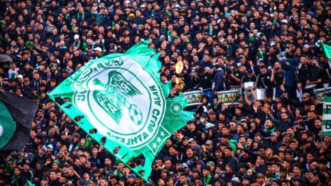 “الكورفا سود” تقاطع مباراة الرجاء والمحمدية