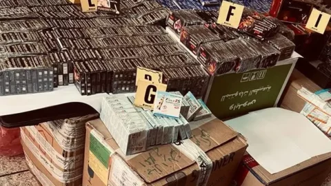 حجز 12 ألف وحدة من الأدوية المهربة واعتقال صاحبها
