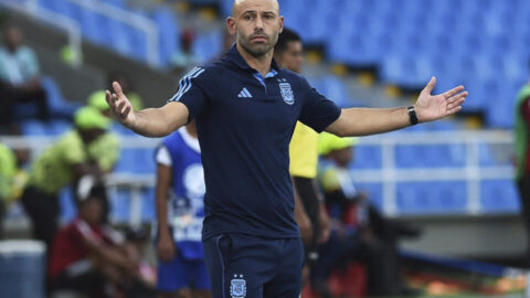يهم المغرب..ماسكيرانو يستقر على الثلاثي المشارك في باريس 2024