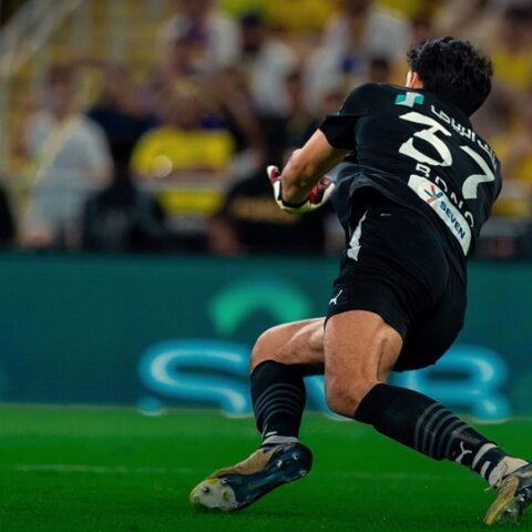 إنزاغي يثني على ياسين بونو ويصفه بالقوة الأساسية للهلال