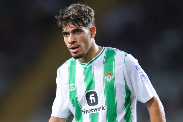 اتحاد جدة السعودي يخطب ود عبد الصمد الزلزولي