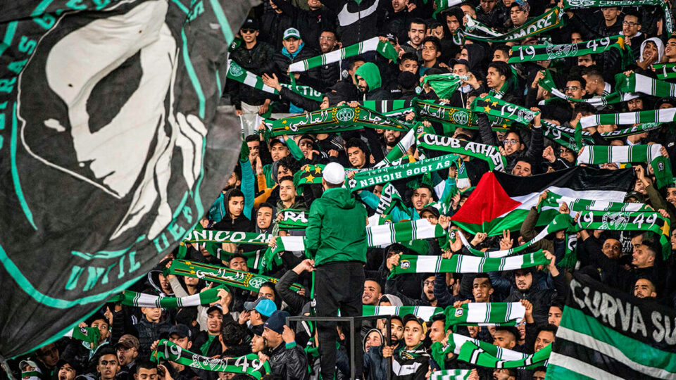 مدرجات ملاعب كرة القدم في البلدان المغاربية… صدى أصوات تدعم فلسطين