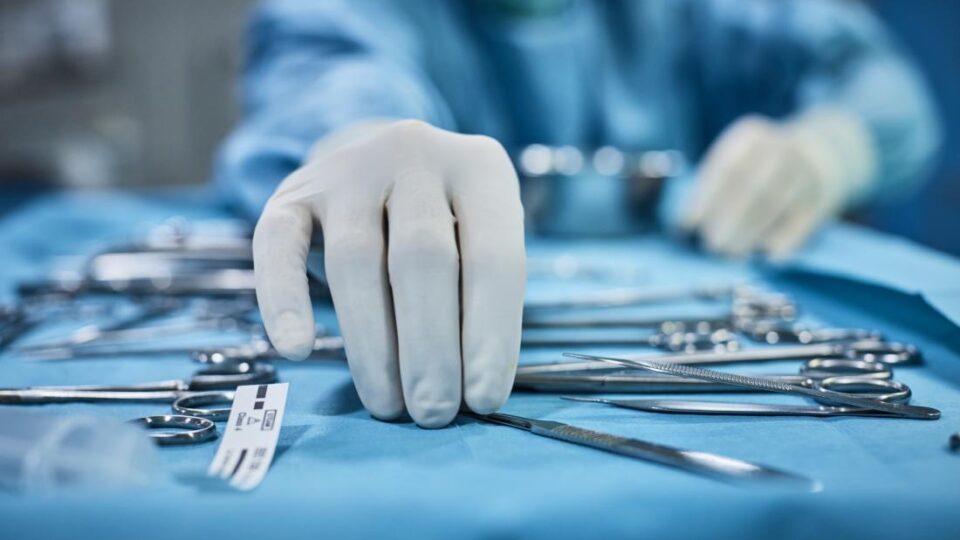 مطالب بفتح تحقيق في وفاة طفلة بإحدى المصحات الخاصة بـأكادير