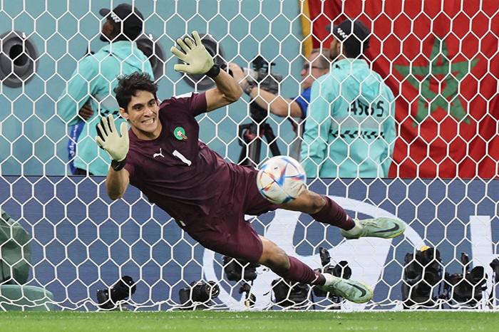 ياسين بونو ينضاف إلى خيارات المنتخب الأولمبي في باريس 2024