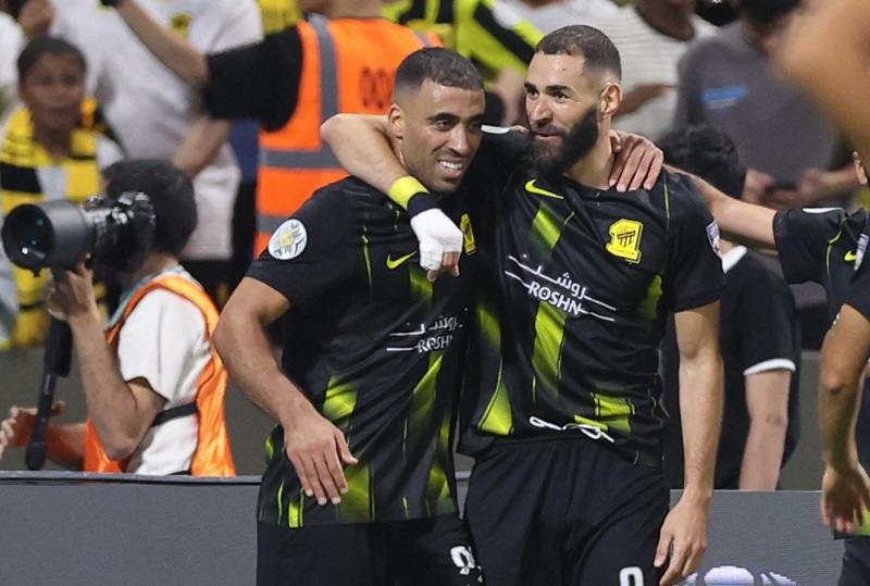 اتحاد جدة يتخلى عن حمد الله رغم توفقه على بنزيما