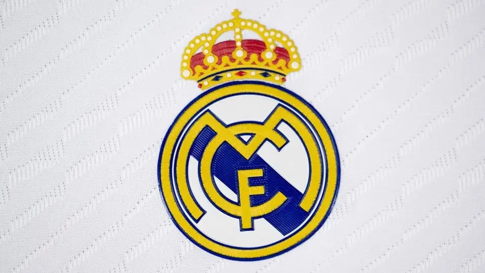 ريال مدريد ينفي تصريح أنشيلوتي ويؤكد مشاركته في كأس العالم