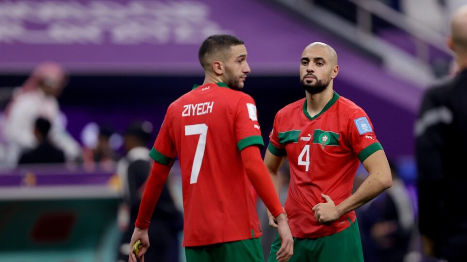 غلطة سراي يسعى إلى تدخل زياش في صفقة ضم سفيان أمرابط