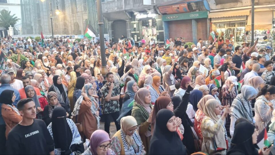 التنديد برسو السفينة الإسرائيلية في طنجة يهيمن على مسيرات المغاربة من أجل فلسطين- فيديو