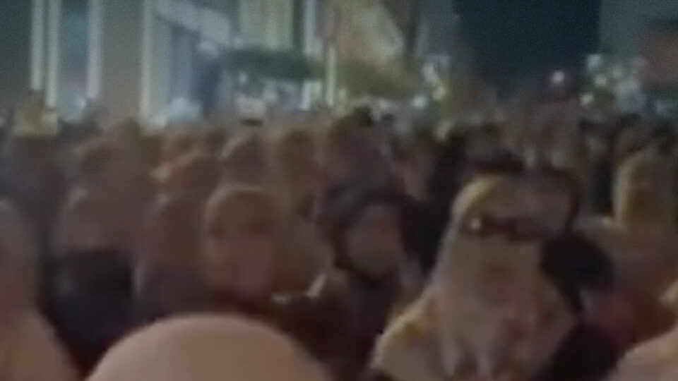 “لبيك يا أقصى”.. مغربيات يهتفن بقوة خلال مسيرة كبرى بطنجة