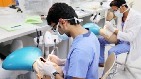 أطباء الأسنان بالمغرب يشتكون من “منتحلي الصفة”