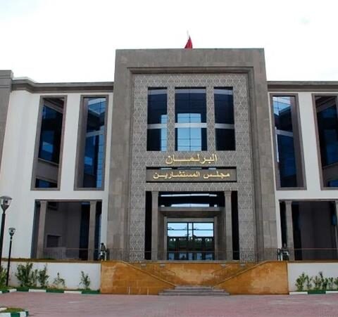 في غياب الأغلبية.. المعارضة بالمستشارين تُحيي ملف “سامير” وتُمرّر مقترح تقنين أسعار المحروقات