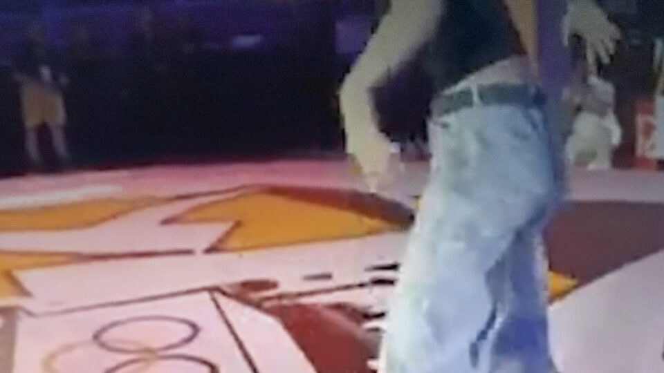 الظهور الأول لـ”البريك دانس” كرياضة في دورة الألعاب الأولمبية .