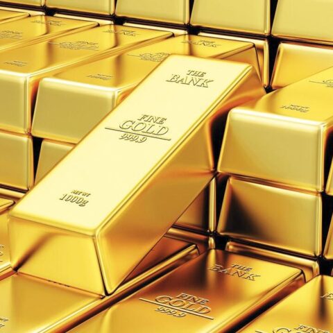 الذهب يتراجع إلى ما دون 4 آلاف دولار منذ نونبر الماضي