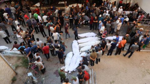 استشهاد 44 فلسطينيا بقصف إسرائيلي على مناطق متفرقة بقطاع غزة