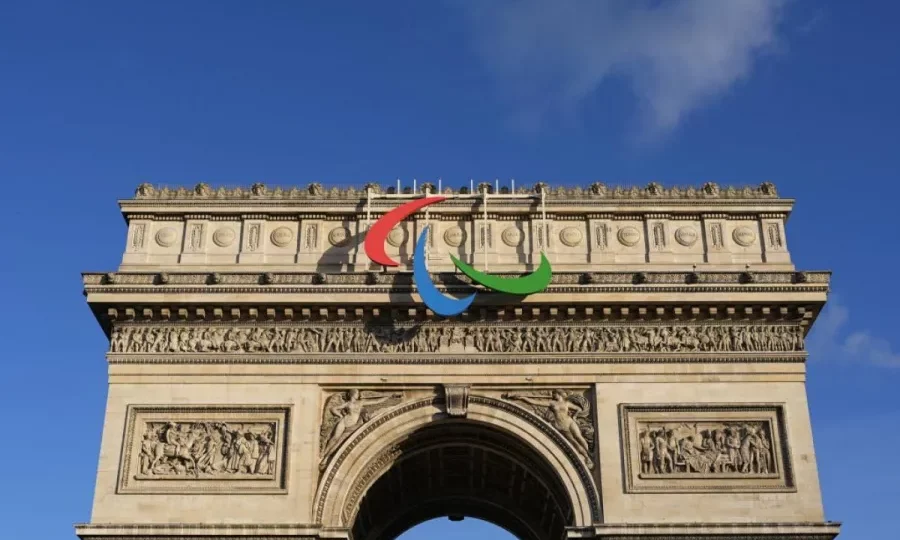 بارالمبياد باريس.. تأهل العداءين المغربيين الحداوي والسادني إلى نهاية سباق 400م