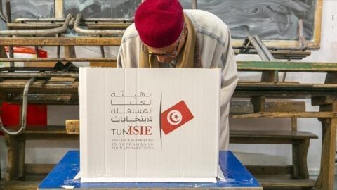 السجن 12 عاما لأحد مرشحي الانتخابات الرئاسية في تونس