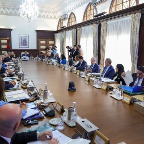 الحكومة تقر عطلة استثنائية بمناسبة عيد الفطر