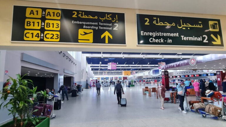 “مطارات المغرب” تعمم بطاقة الإركاب الرقمية بالكامل