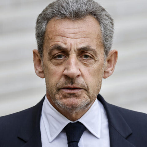 ساركوزي ينفي تجاوبه مع القذافي لتسوية ملف عبد الله السنوسي القضائي