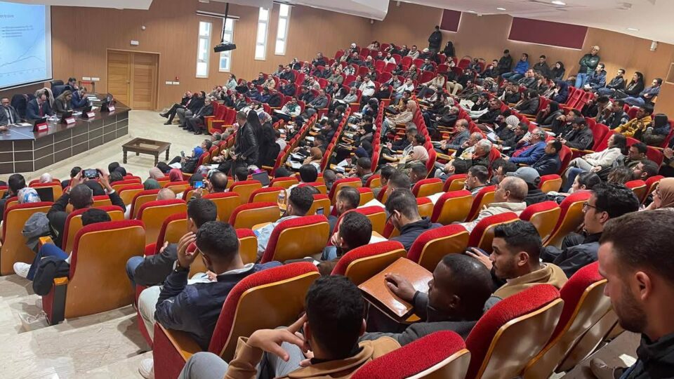لشكر: الحكومة تخلفت عن التزاماتها رغم كونها الأكثر حظًا في تاريخ الحكومات