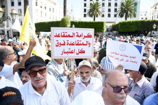 “تجاهل حكومي وتضحيات منسية”.. المتقاعدون يعودون إلى الشارع