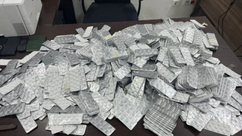 إحباط محاولة تهريب 53 ألف قرص مهلوس في ميناء بني أنصار بالناظور