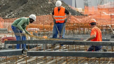 دراسة: 95% من العمال غير المرسمين بالمغرب لا يتوفرون على شهادات دراسية