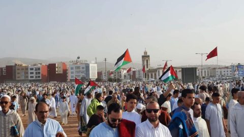 “عيدنا فلسطيني”.. حملة تدعو المغاربة لارتداء الكوفيات ورفع الأعلام في عيد الفطر