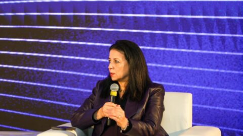 السغروشني تدعو الشركات والباحثين والمستثمرين للمساهمة في التحول الرقمي في التعليم
