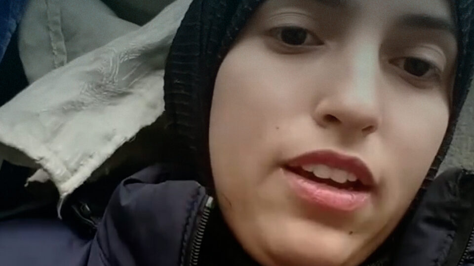مغربية تزوجت من فلسطيني قبل شهر من “طوفان الأقصى” تناشد المسؤولين لإجلائها وأسرتها من غزة