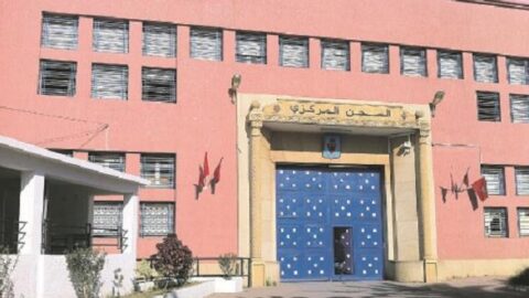 ادعاء سجين تعرضه “للتخدير والاعتداء الجنسي” ومطالب حقوقية بفتح تحقيق 